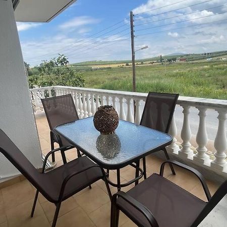 Apartament Eirini'S House Paralia Dionisiou Zewnętrze zdjęcie