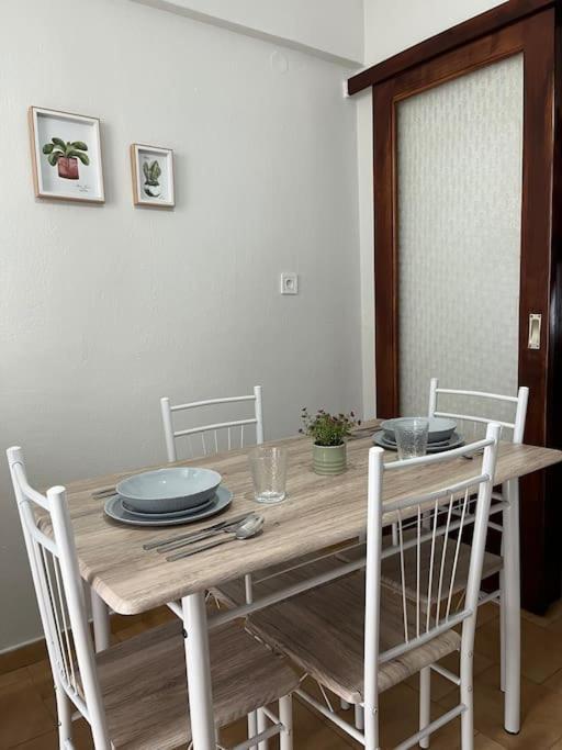 Apartament Eirini'S House Paralia Dionisiou Zewnętrze zdjęcie